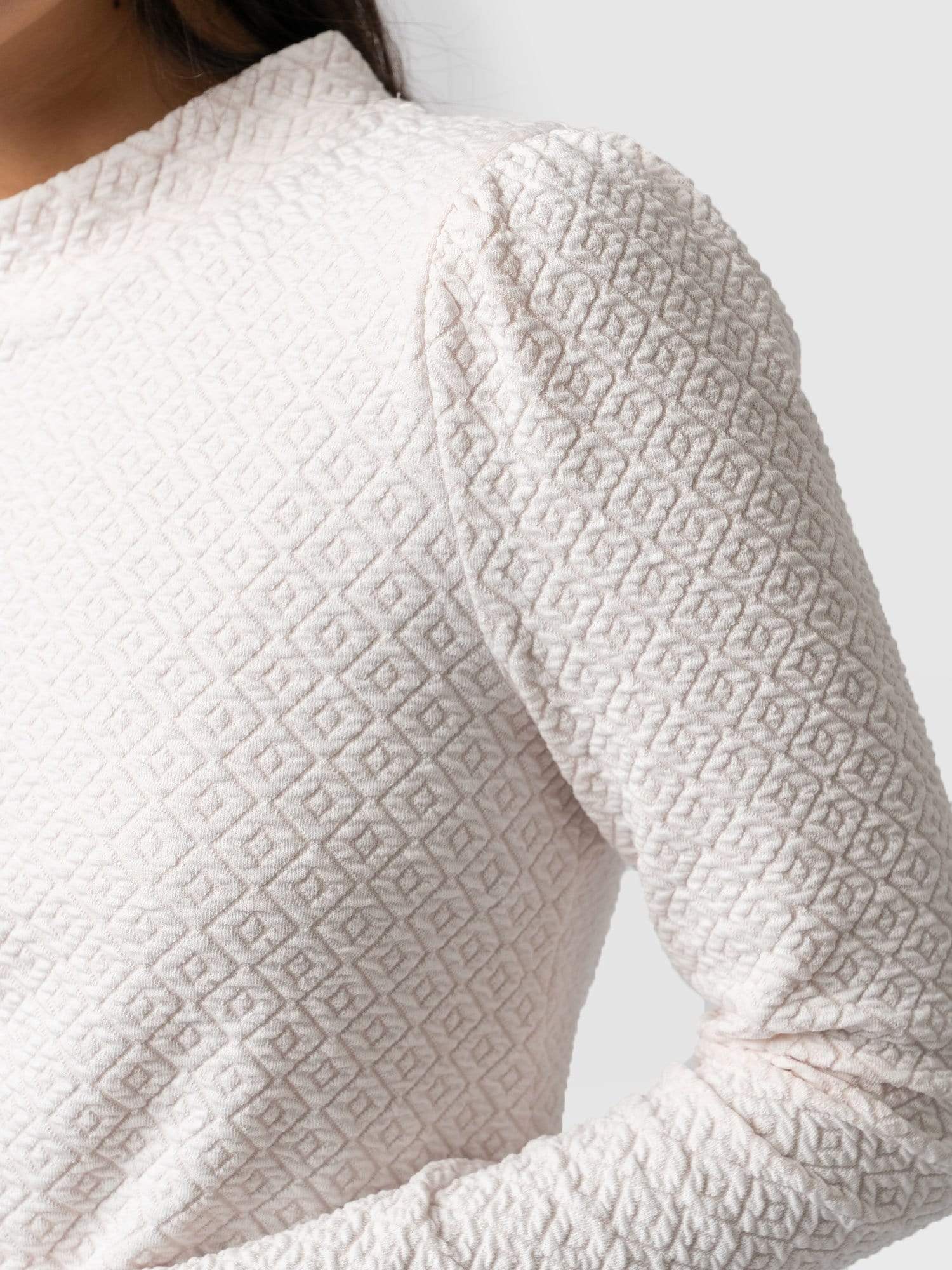 Pretty Mock Neck Blush Cream Diamond - Women's Tops | Saint + Sofia® EU